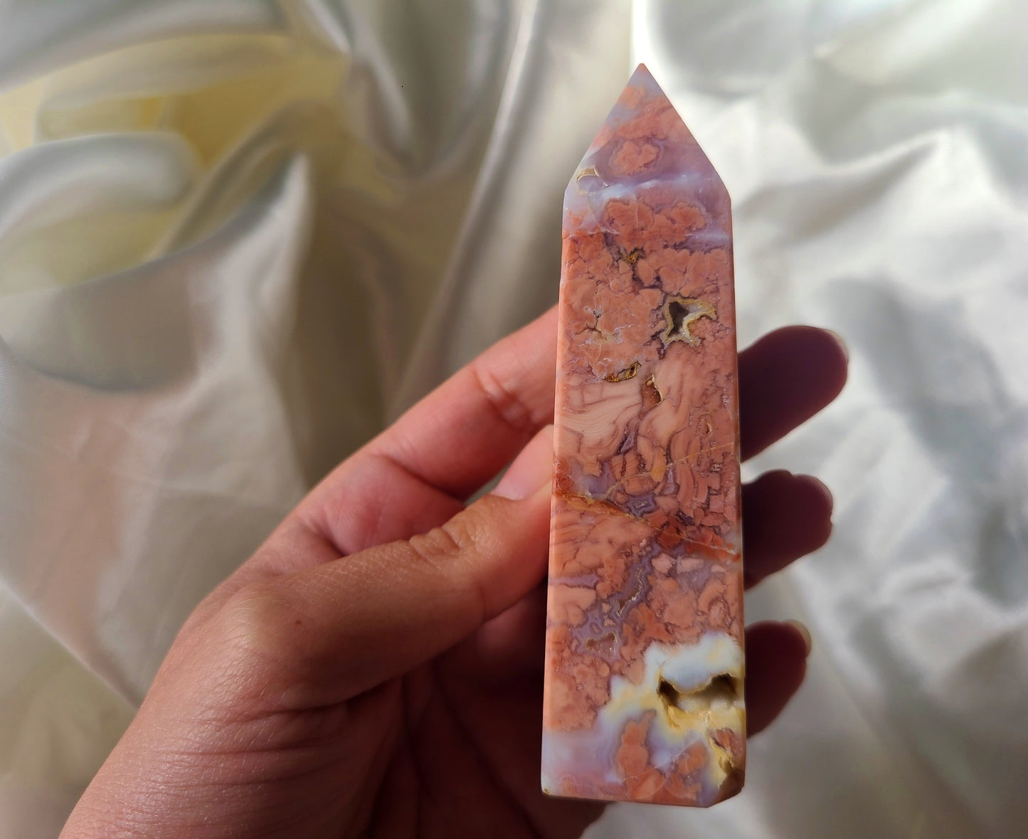 Druzy Cherry Agate Tower 01
