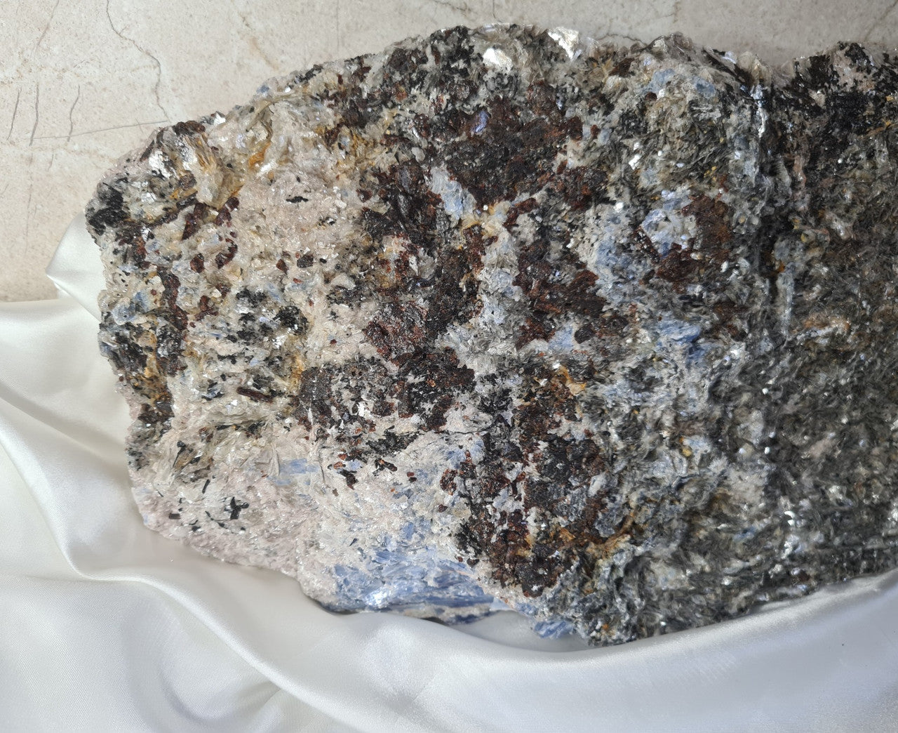 Kyanite XL Statement Specimen 01 - 10.3kg