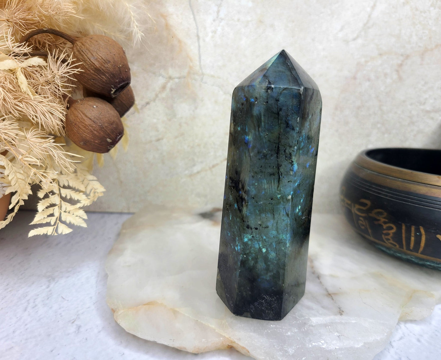 Flashy Labradorite Generator