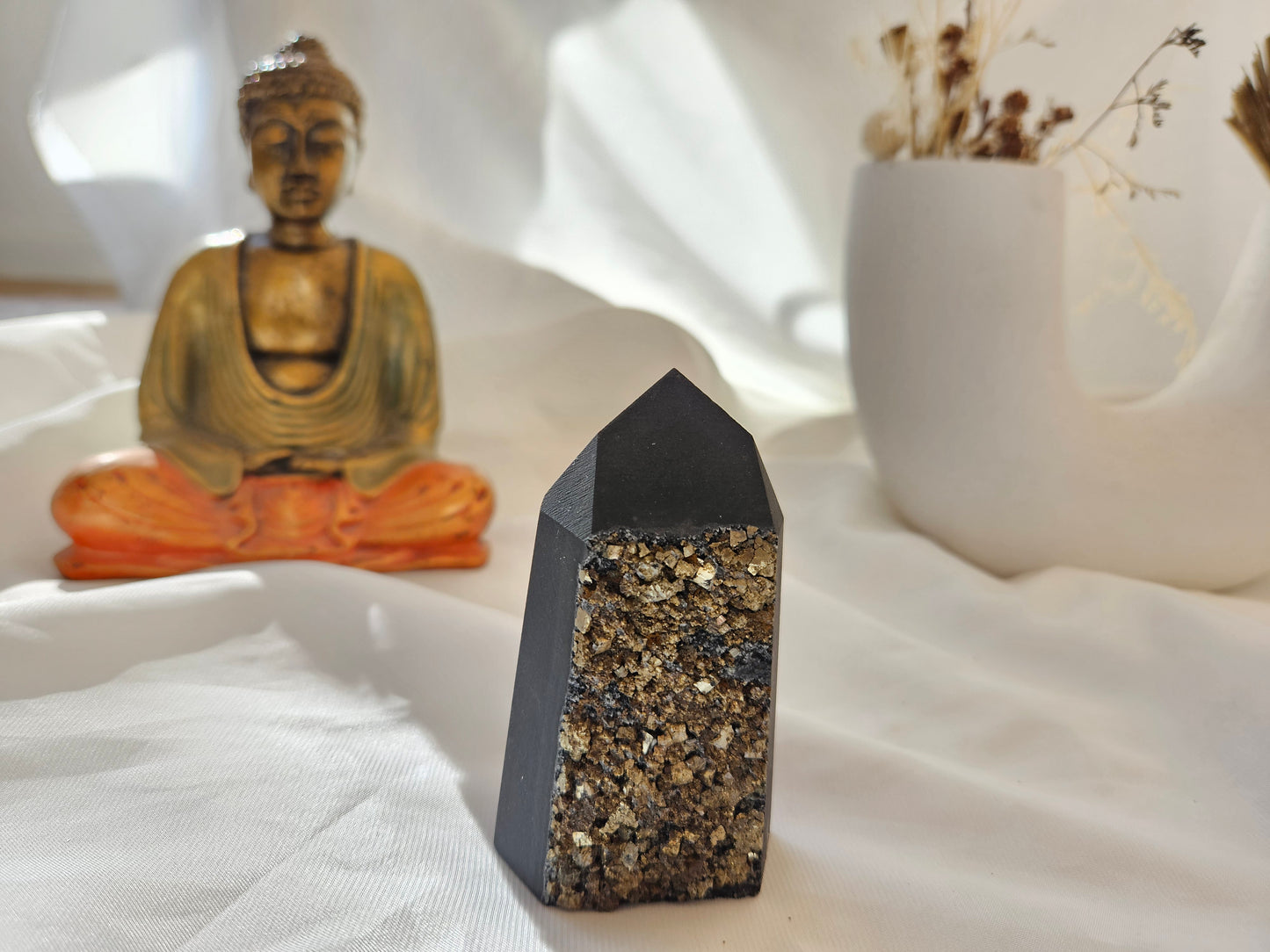 Pyrite and Shungite Tower 02