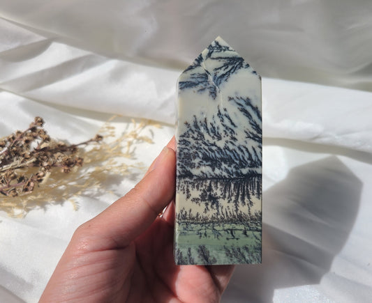 Dendritic Agate Tower 02