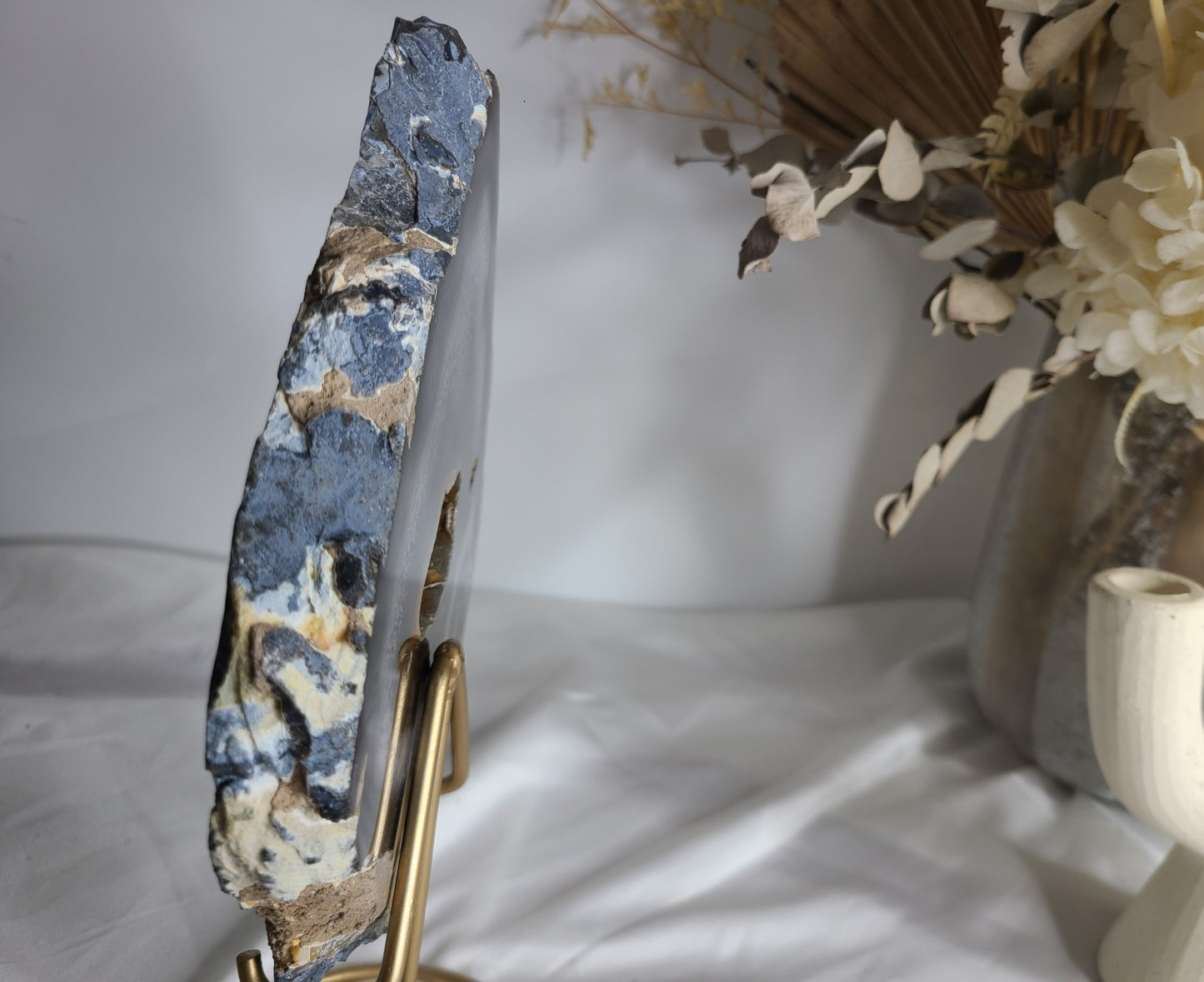 Agate Slab on Display Stand 01 - 1.6kg