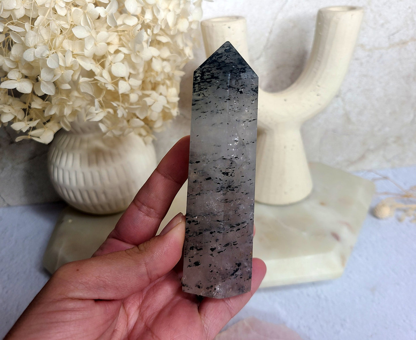 Black Tourmaline in Quartz Tower 04