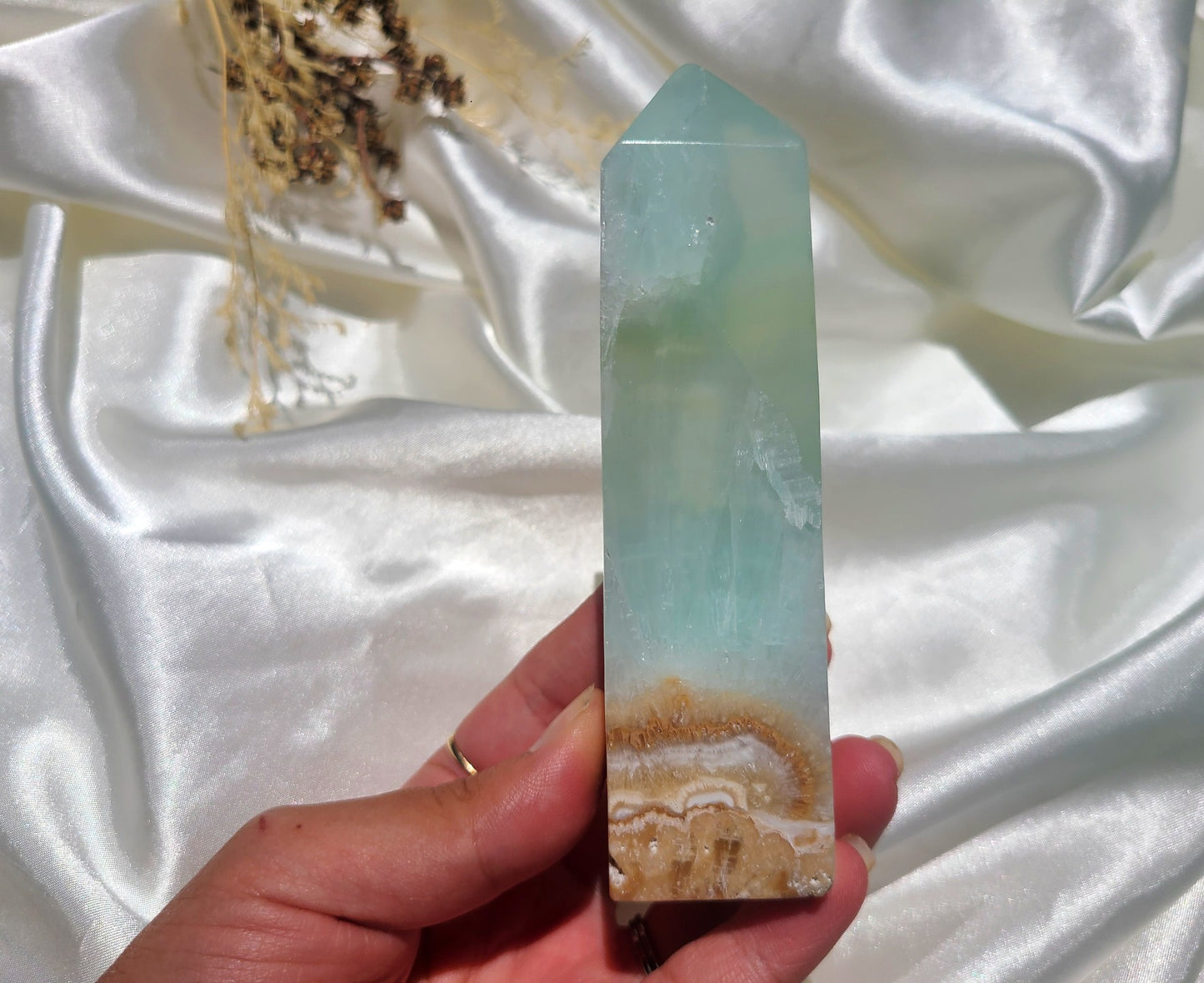 Caribbean Calcite Obelisk 02