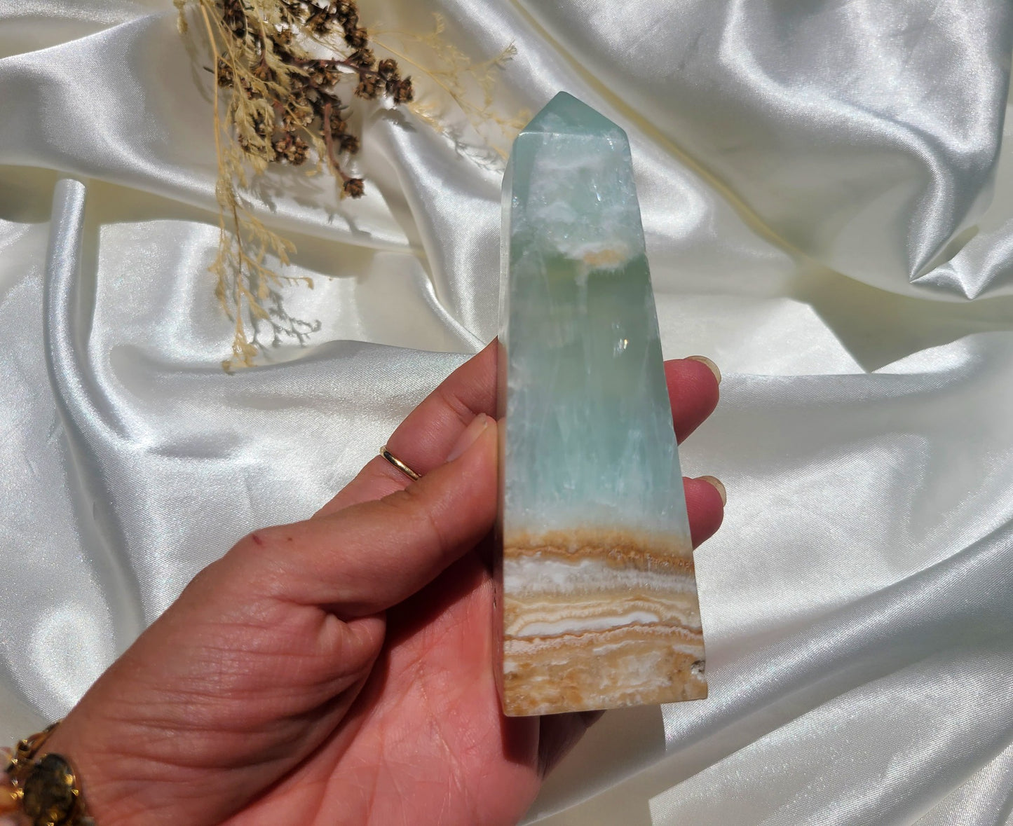 Caribbean Calcite Obelisk 02