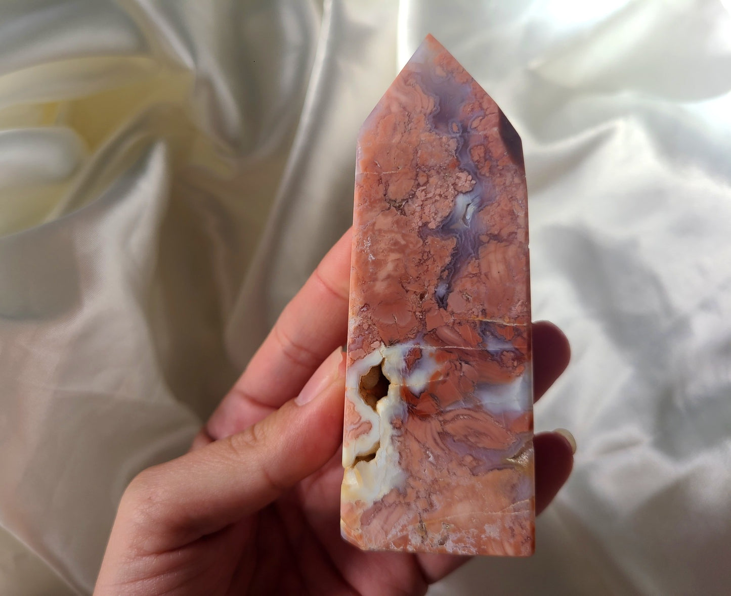 Druzy Cherry Agate Tower 01