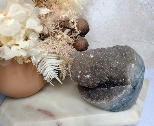 Glaxy Amethyst Cut Base