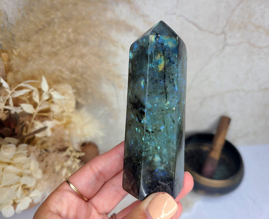 Flashy Labradorite Generator